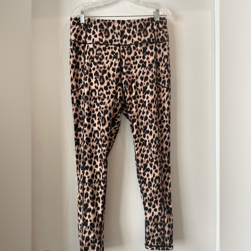 Victoria’s Secret VSX Elevate High-Compression Leggings